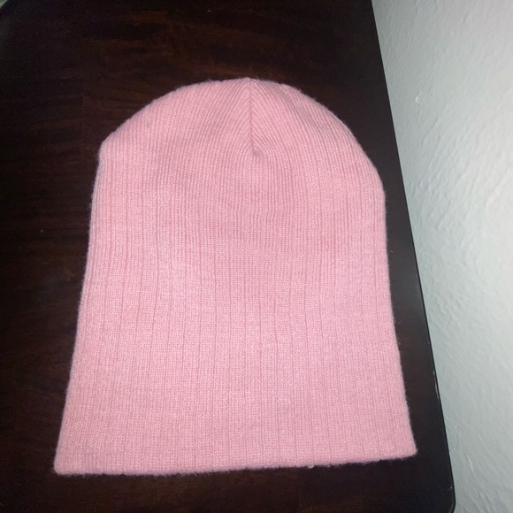 Pink beanie - Picture 2 of 2